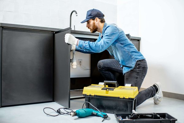 Dépannage à domicile en Suisse : votre guide ultime