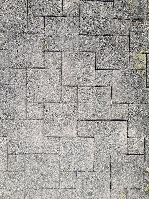 Béton imprimé : guide des prix au m² pour 2025